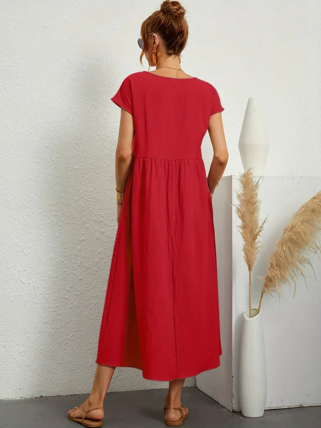Gabrielle™ — Flytande midi-klänning tidlös elegans